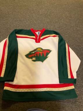 Vintage CCM Minnesota Wild Manny Fernandez #35 NHL Youth Jersey White Size L/XL